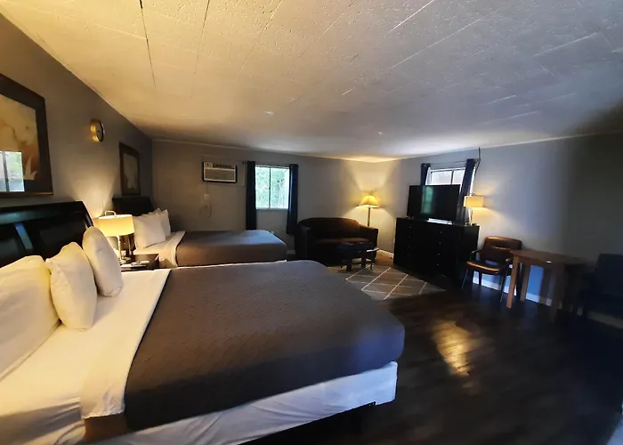 Sierra Motel 2*