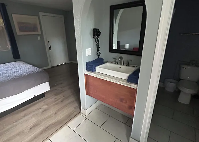 Motel Sierra 2*